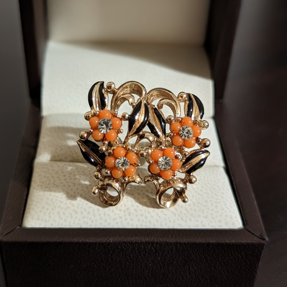 Vintage Peach Flower Earrings